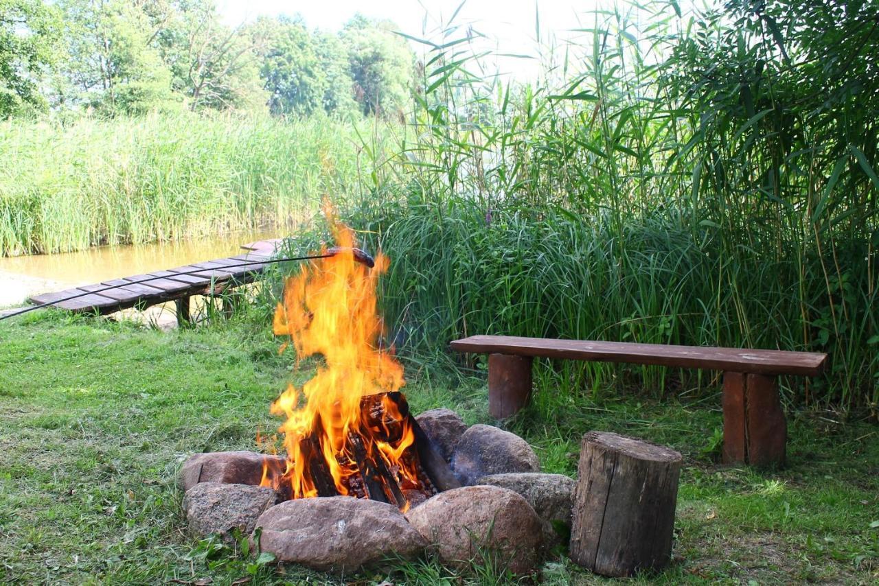 Bajkowe Mazury Domek Holenderski Plaza Lodki Kajaki Wedkowanie Mikołajki Extérieur photo